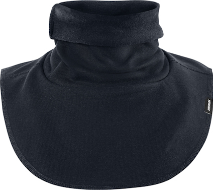Mörkblå polokrage med högt halsband och rundade kanter.