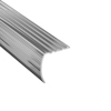 Aluminiumprofil med räfflad yta i silverfärg, formad för att passa som trappnos.