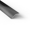 Mörkgrå, vinklad metallprofil med slät yta och tydligt markerad kant. Ligger diagonalt över en vit bakgrund.