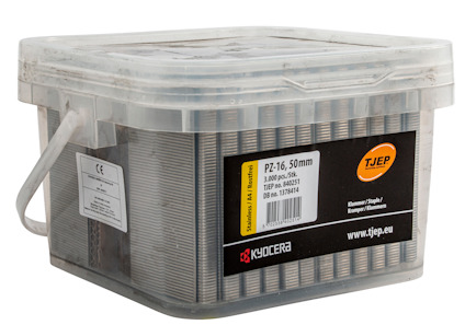 Plastlåda med TJEP PZ-16 spik, 50mm, 2300 st. etikett visar specifikationer och webbadress.