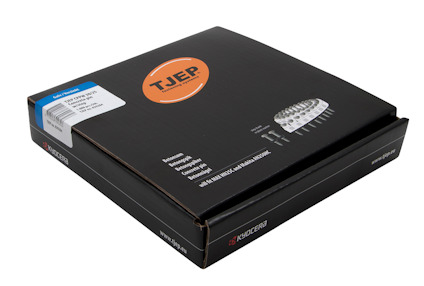 Svart förpackning med orange TJEP-logotyp och bild på nitpaket.