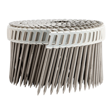 Rulle med spik i metall, fästa i plastband. Skarp spets och ringformade huvuden syns tydligt.