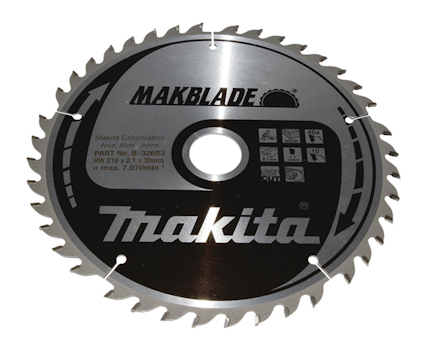 Cirkelsågklinga med silverfärgat blad och svarta logotyper, inklusive "Makblade" och "Makita".