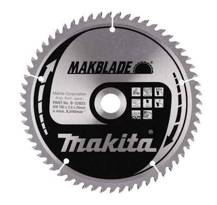 Cirkulär sågklinga med metalltänder och text "Makblade" och "Makita" på ytan, med centralt fästhål.