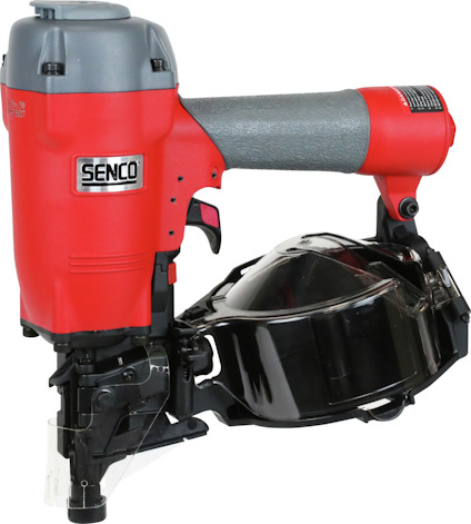 Spikpistol i röd och svart med märket "Senco" synligt på sidan.