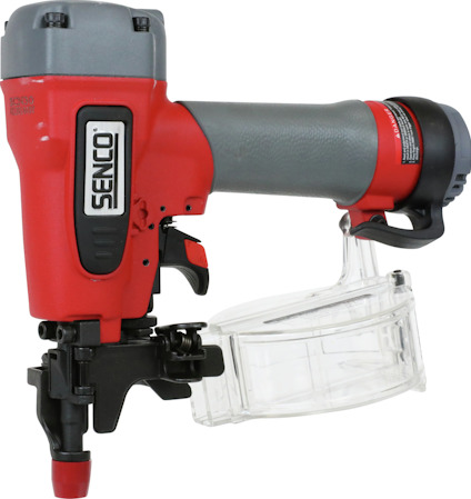 Spikpistol med röd och grå design, genomskinlig plastdetalj och varumärket Senco på sidan.