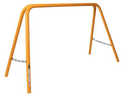 Orange, U-formad byggställning med kedjeförbindelse mellan benen.