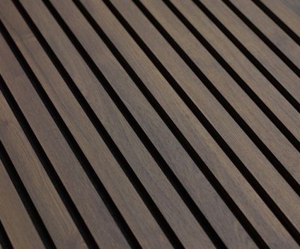 AKUSTIKPANEL KLASSISK 12 KASTANJ SV FILT 2780X615X20