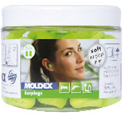 Grön behållare med Moldex-öronproppar och en etikett som visar en person med gröna öronproppar. Text: "soft earplugs to go".