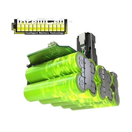 transparant ONE+ batteri av märket RYOBI. Gröna cylindriska celler med kretskort ovanpå, med texten "IntelliCell Intelligent Battery Technology".