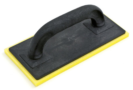 Svart och gul filtbräda med handtag i robust material.