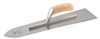 Rektangulärt murslev med trähandtag och metallblad.