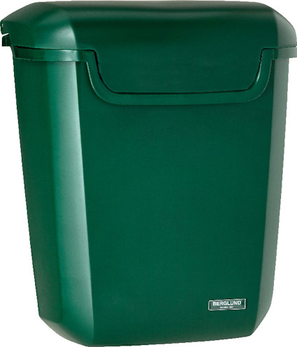 Grön postlåda av plast med lock och en etikett märkt "BERGLUND" framtill.