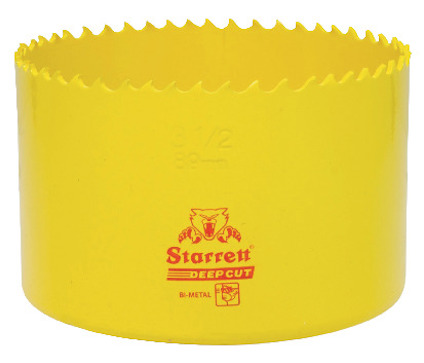 Cylindrisk gulmetall hålsåg med tandad kant och röd text "Starrett DEEPCUT BI-METAL" på sidan.