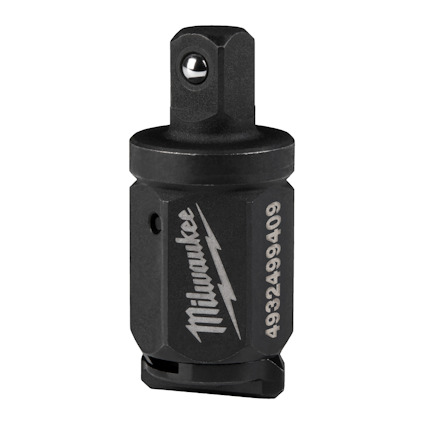 Svart adapter med texten "Milwaukee" och serienummer på sidan.