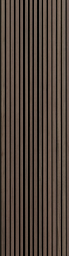 Mörkbrun, rektangulär väggpanel med lodräta, smala ribbor i jämna intervaller.