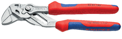 Tångnyckel med rödblåa handtag och metalliska käftar. Märkt med "KNIPEX" och kapacitetsinformation på handtagen.