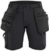 Svarta shorts med flera fickor och hällor för verktyg. Elastisk midja och en dold stängning framtill.