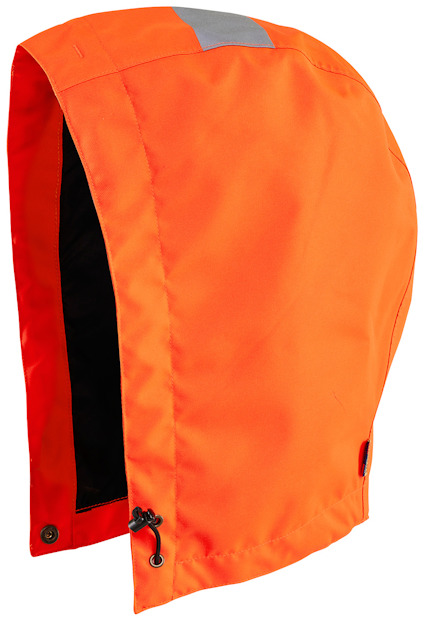 Orange huva med svart innerfoder och grå detalj på toppen, utrustad med dragsko och tryckknappar.