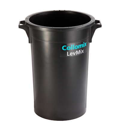 Svart blandningstunna med handtag och texten "Collomix LevMix" tryckt på sidan.