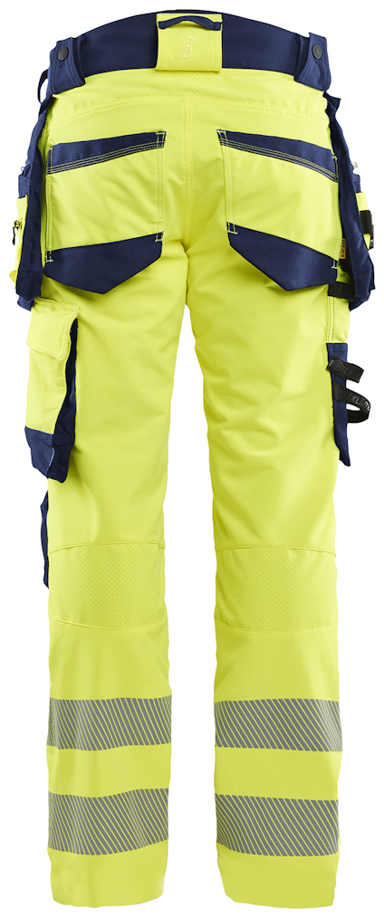 Gul och blå arbetsbyxa med reflexband och flera fickor, sedd bakifrån.