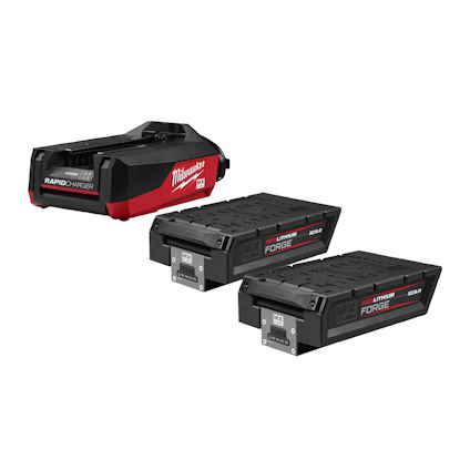 Snabbladdare och två svarta batterier med text "LITHIUM FORGE XC6.0".