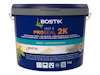 Blå och grön färgburk märkt "Bostik Proseal 2K", med beskrivningar på flera språk och en vikt på 5 kg.