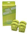 Gröna verktygsfästen och en förpackning med texten "GRIPLIS TOOL MOUNTS FOR POWER TOOLS".