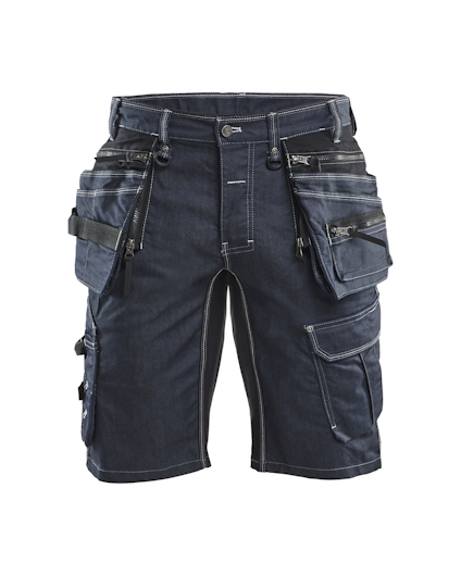 Mörka arbetsshorts med flera fickor och dragkedjor framtill.