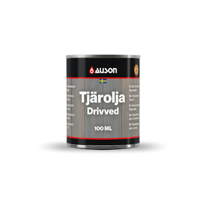 Tjärburk med texten "Auson Tjärolja Drivved 100 ML" på etiketten, grå bakgrund.