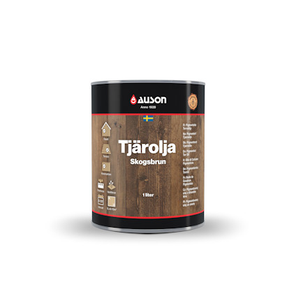 Behållare med texten "Auson Tjärolja Skogsbrun 1 liter" på en träliknande etikett.