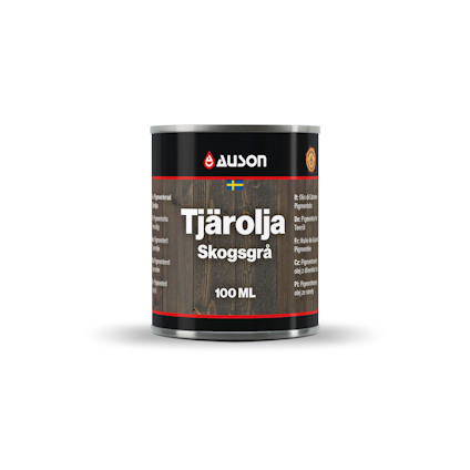 Auson burk med texten "Tjärolja Skogsgrå 100 ml" och ett svensk flagga.