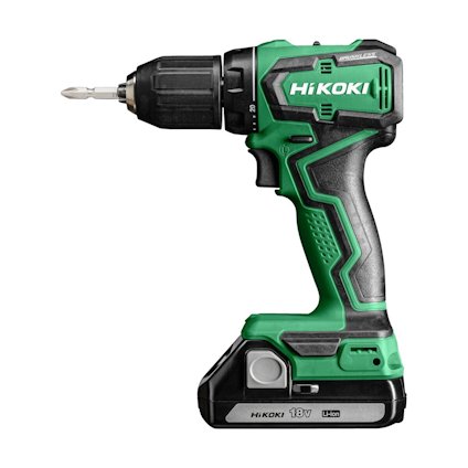 Sladdlös borrskruvdragare i grön och svart med märket "HIKOKI" och en bits installerad i chucken. 18V batteri.