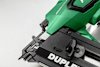 Grön och svart maskin för spikning med texten "DUPLEX" och "BRUSHLESS" synlig.
