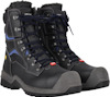 Svarta vinterkängor med grå förstärkta tår, blå detaljer och svarta snören. Text: "SINCE 1995".