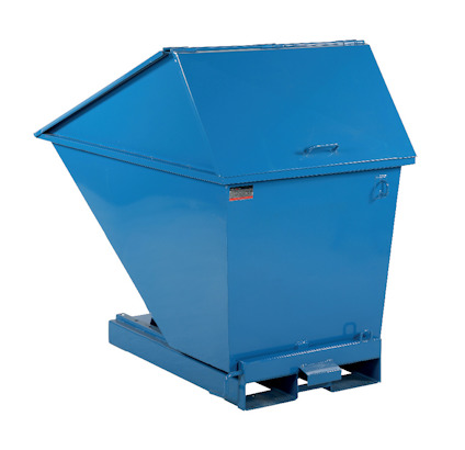 Blå metallcontainer med sluttande lock och handtag framtill, stående på en pallbas.