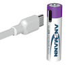 AA-batteri med USB-C-port och texten "ANSMANN LI-ION PREMIUM ACCU". En USB-C-kabel syns bredvid.
