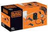 Förpackning med BLACK+DECKER kompressor och flera verktyg och tillbehör. Märkt "KIT 5".