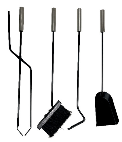 Fyra svarta eldverktyg: tång, borste, krok och spade, med silverfärgade handtag.