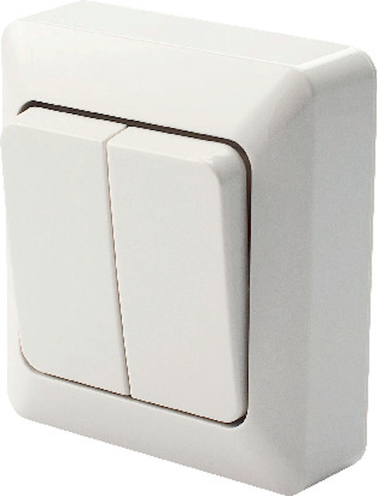 Vit dubbelljuskontakt med rundade hörn.