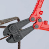 Bultsax som klipper armeringsjärn, med röda handtag och texten "RAY" synlig på saxen.