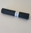 Rulle med svarta plastpåsar, förpackad med en etikett med texten "10".